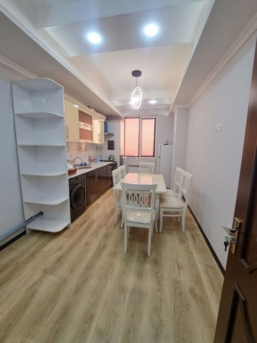 Turkiston metroga 5daqiqa yoʻlda kvartira arendaga beramz