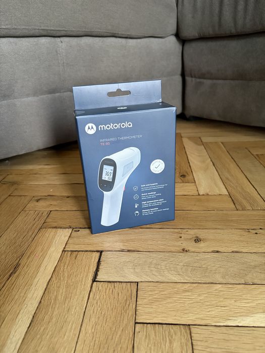 Дигитален безконтактен термометър Motorola T-93