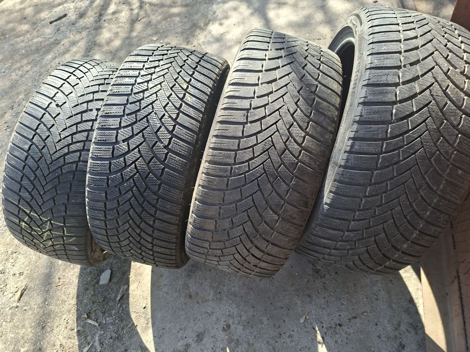 Продам шины 225/40/18 бриджистон