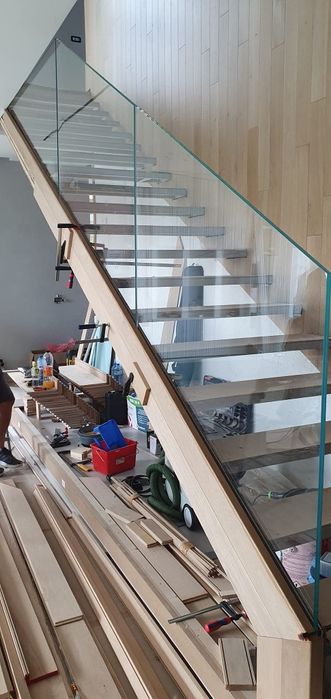 VITRAX GLASS SYSTEMS Производство и монтаж на душ кабини,парапети,пара