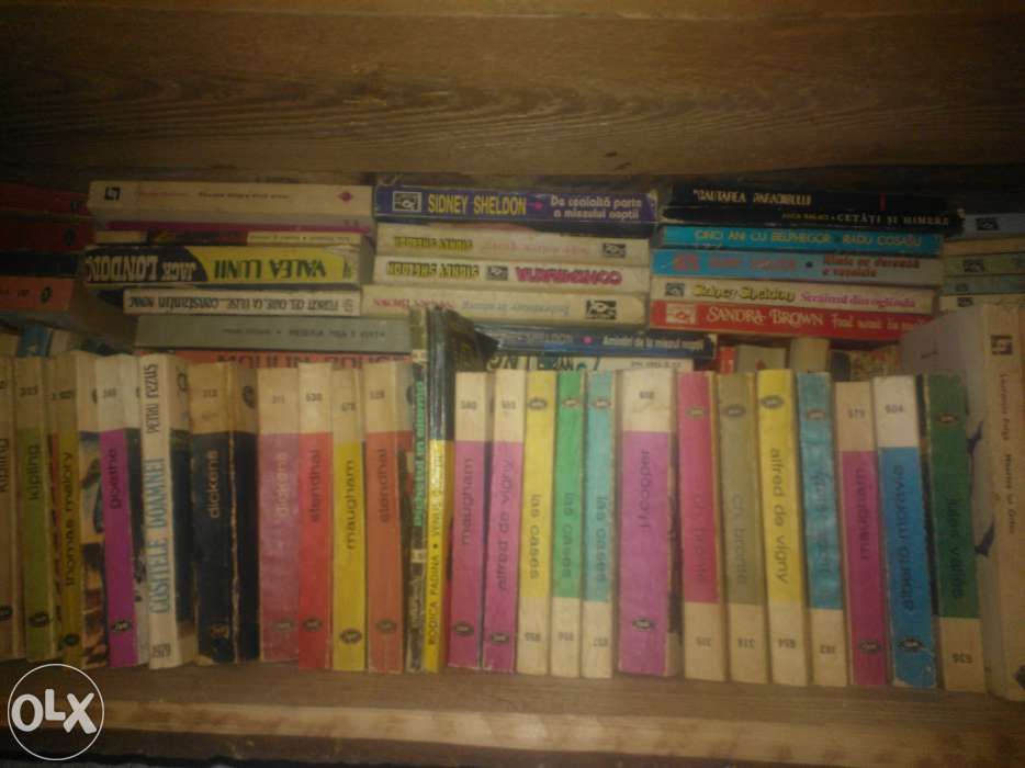 vand carti diferite,beletristica,diverse romane politiste,de dragoste