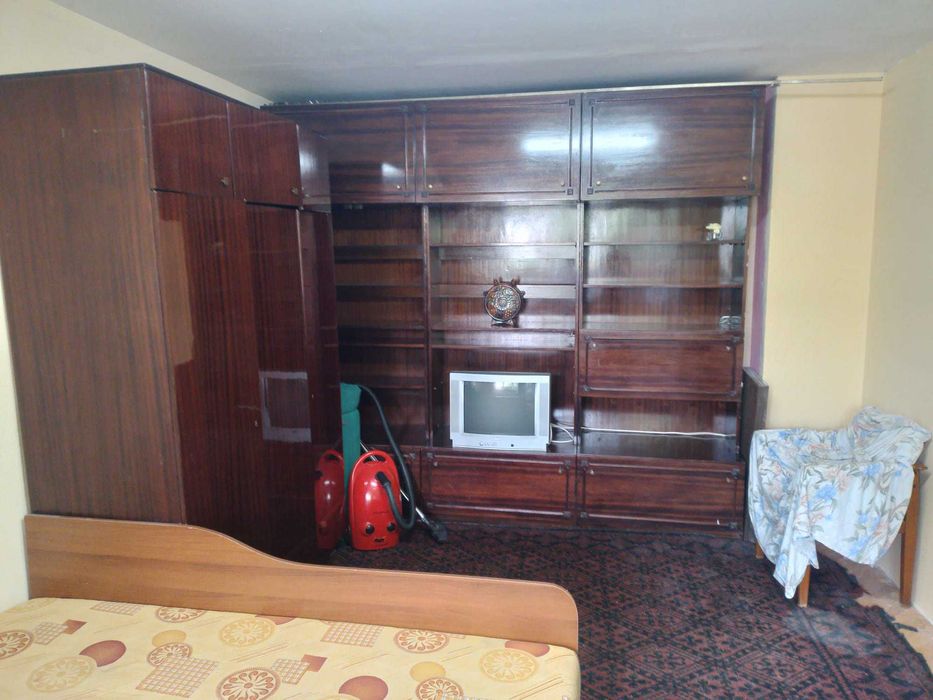 Дава се под наем  в Плевен, Широк център - 25 кв.м за 86.7 € - Снимка #2