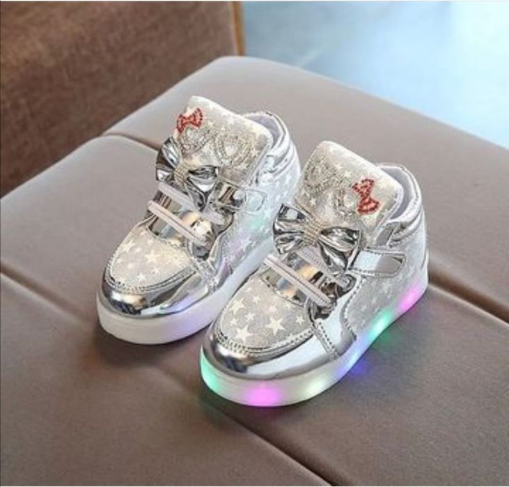 Ботинки новые 24р