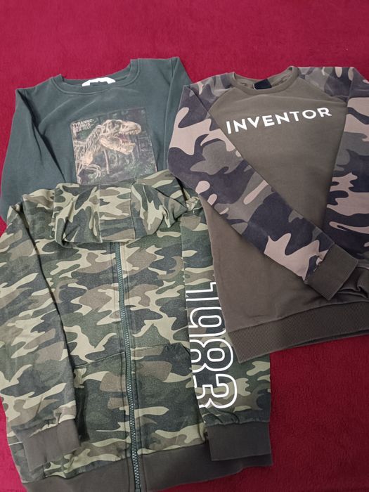 Две блузи и суичър за момче