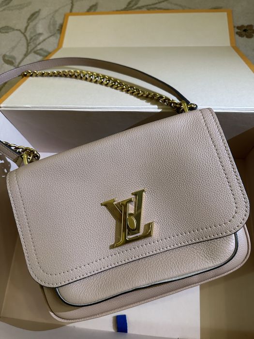 Дамска оригинална чанта Louis Vuitton