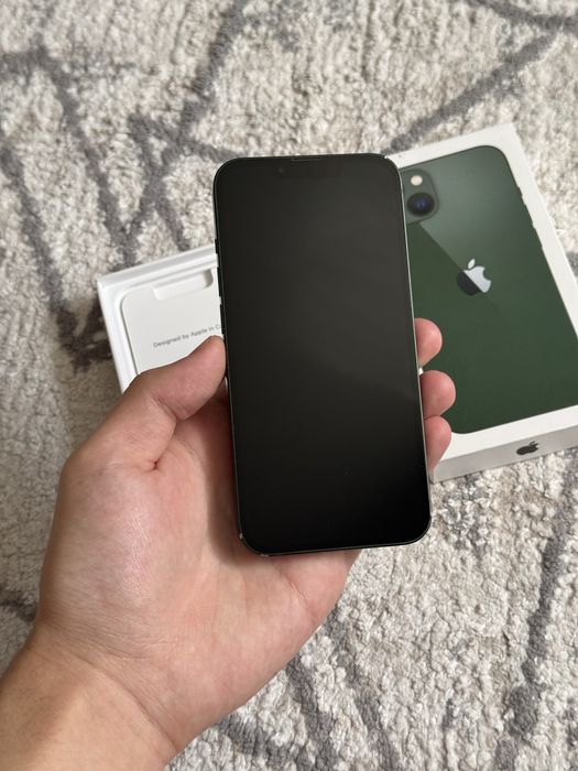 iPhone 13 128гб АКБ 80% с коробкой