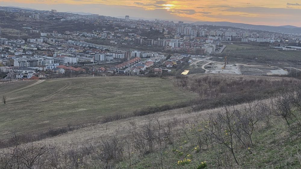 Teren de vanzare in Borhanci