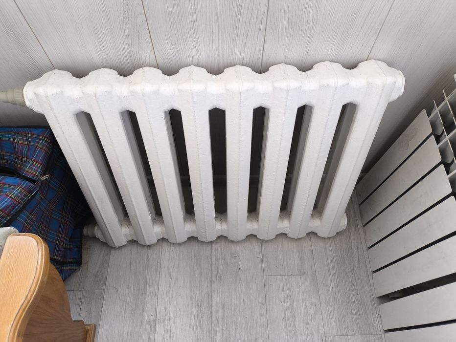 Батарея чугунная