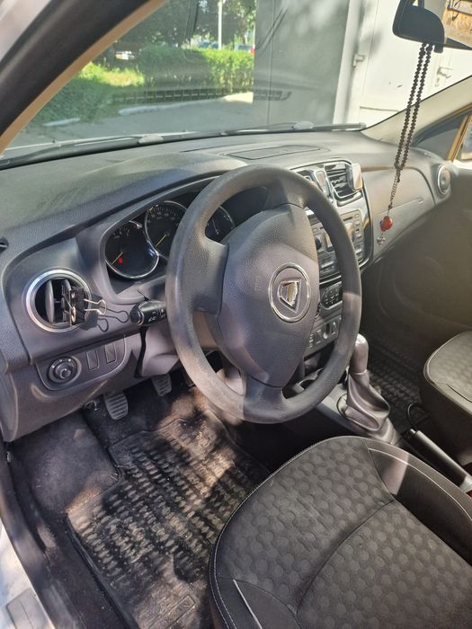 Vand Dacia Logan 2014 Editie 10 Ani