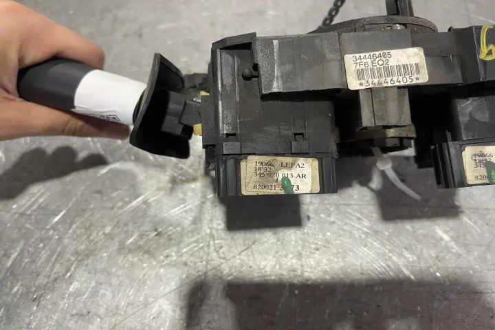 Maneta stergatoare parbriz 345920013AR / 345 920 013 AR Dacia Logan