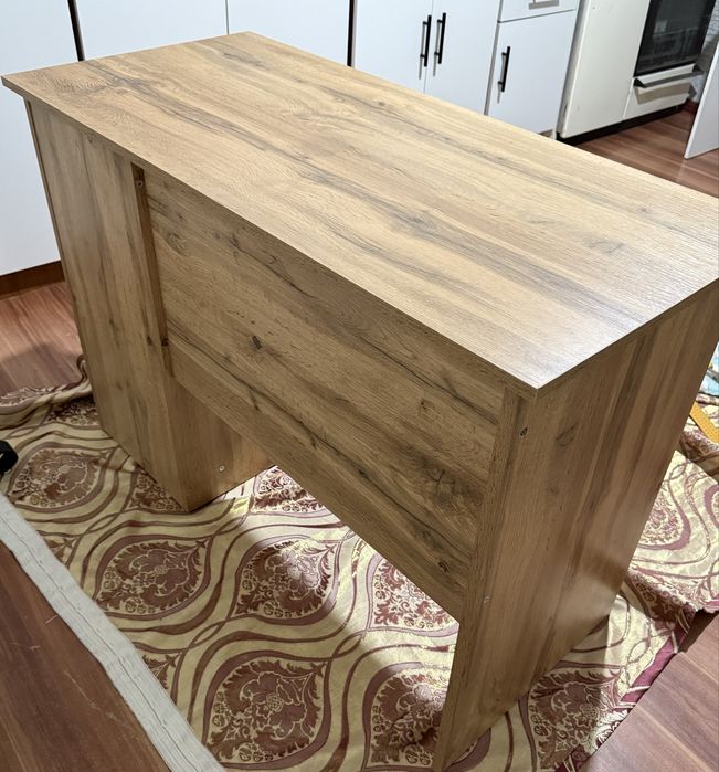 Офисный шкаф сатылады