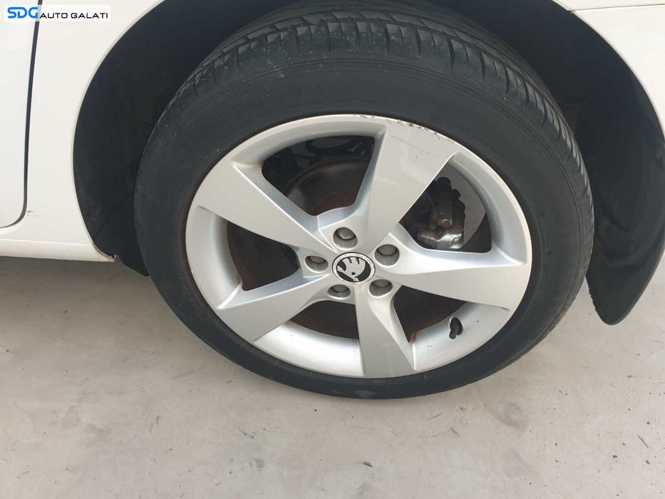 Set 4 Jante Roti Aliaj 5x100 215 45 16 R16 Anvelope Vara Skoda Praktik 2007 - 2015 [C4452]
