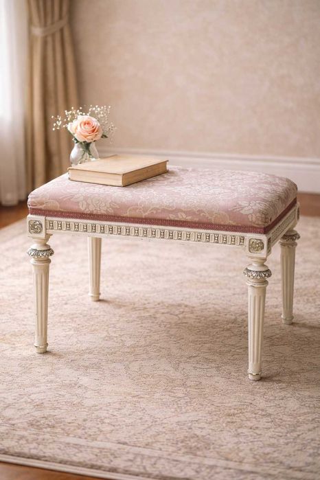 Taburet Vintage Stil Louis XVI neoclasic; Scaunel cu sezut tapitat