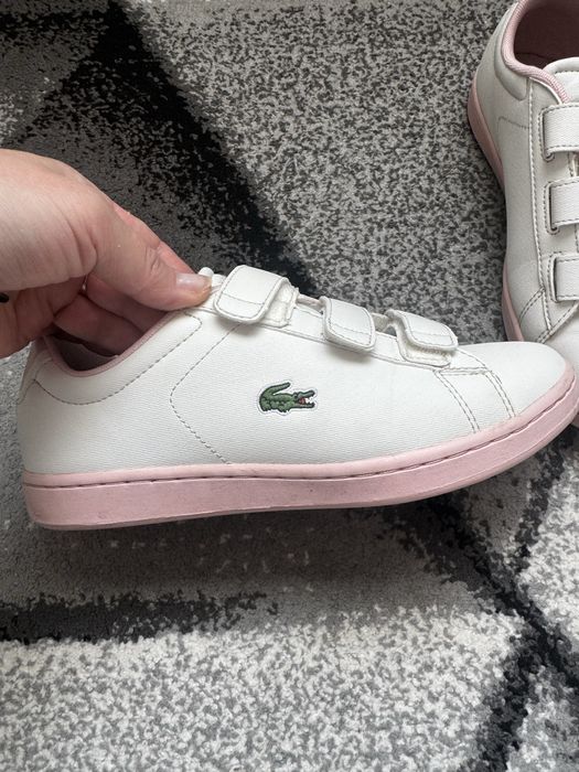 Продам кроссовки