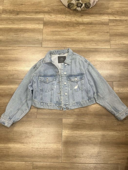 Чисто ново дънково яке