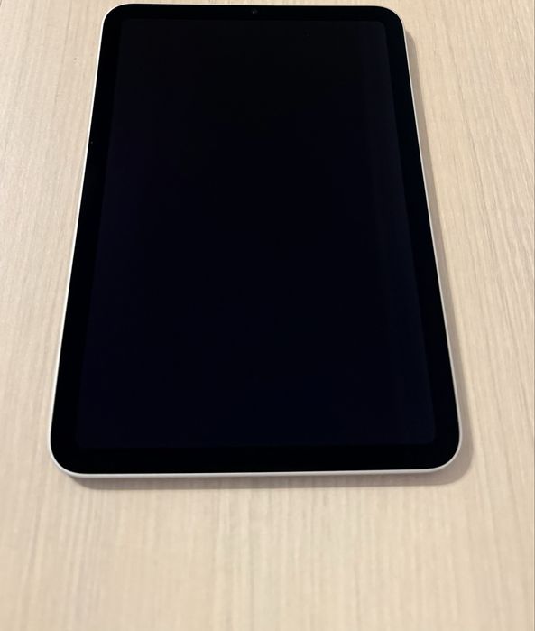 Vând iPad mini (6th Generation) wifi + husă