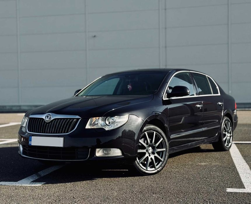 Skoda Superb 2.0TDI Sedan