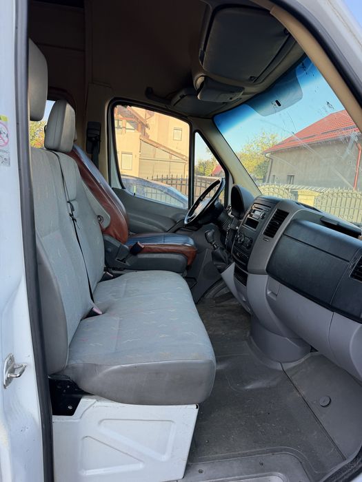 Piese Volkswagen Vw crafter 2.5 TDI locuri punte spate portiere usi spate