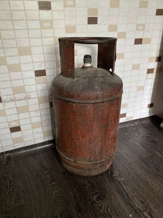 Газовый баллон продам
