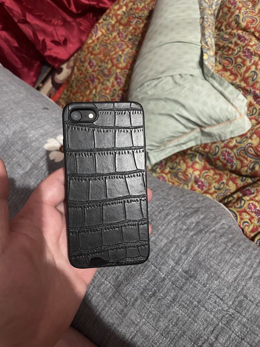 Айфон SE в идеальном состоянии