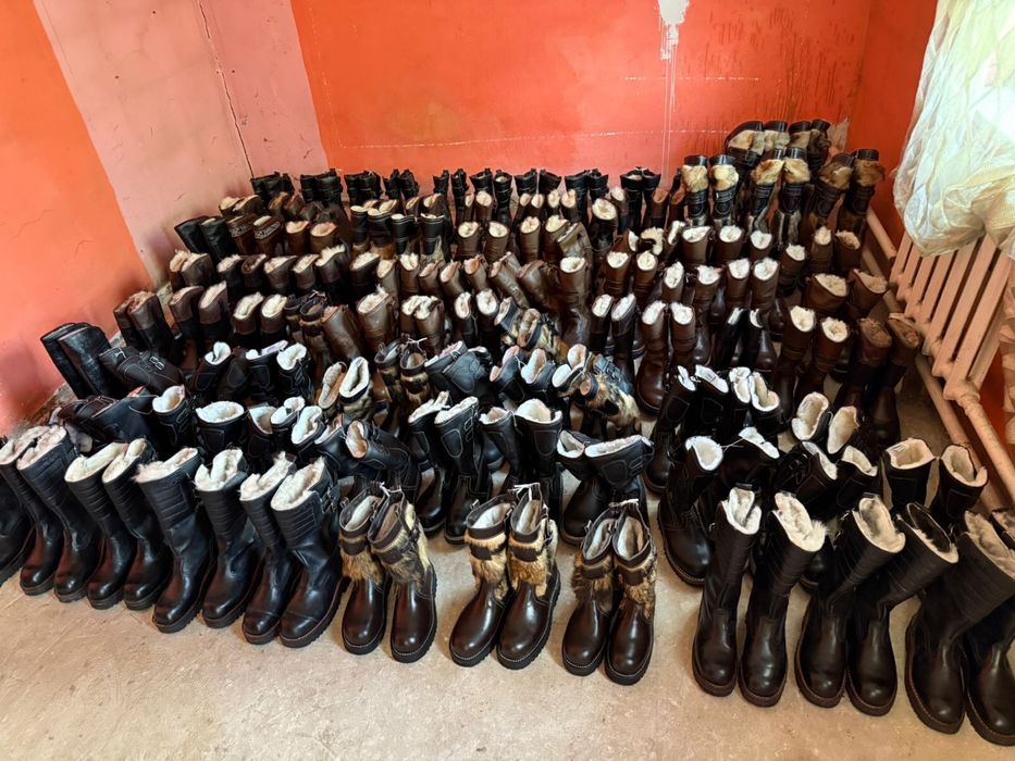 Натуралный кожанный Унты с Монголий