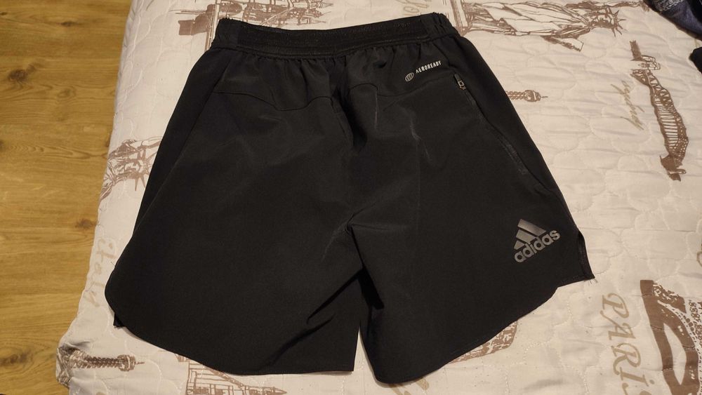 Тениска и шорти Addidas размер 164, 13-14 години