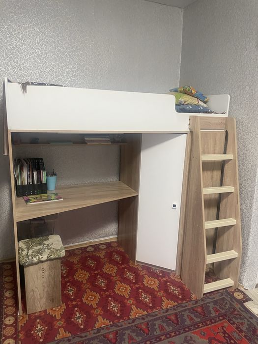 Детская кровать б/у