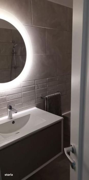 Apartament 3 camere 70mp, zona Semicentrala, AC, parcare subterana