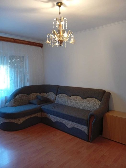 Inchiriez.apartament.2.camere zona.Rogerius