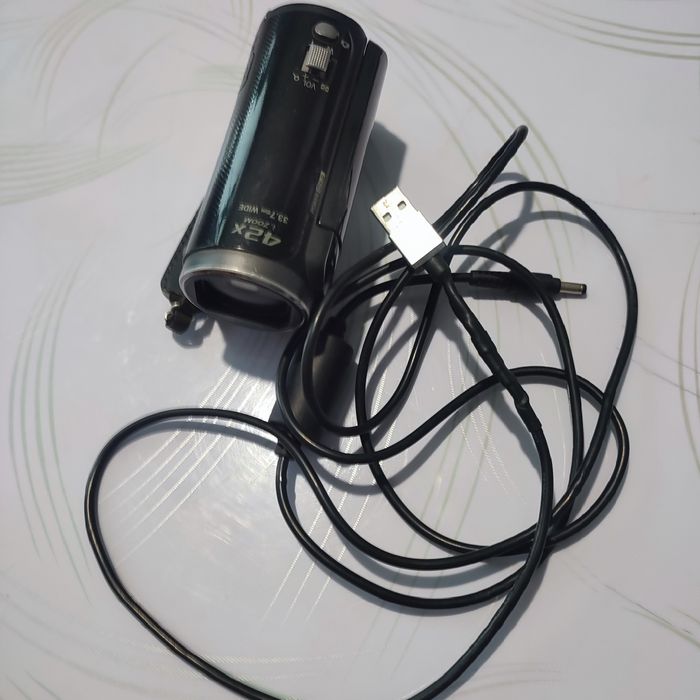 Видеокамера HDC-TM80