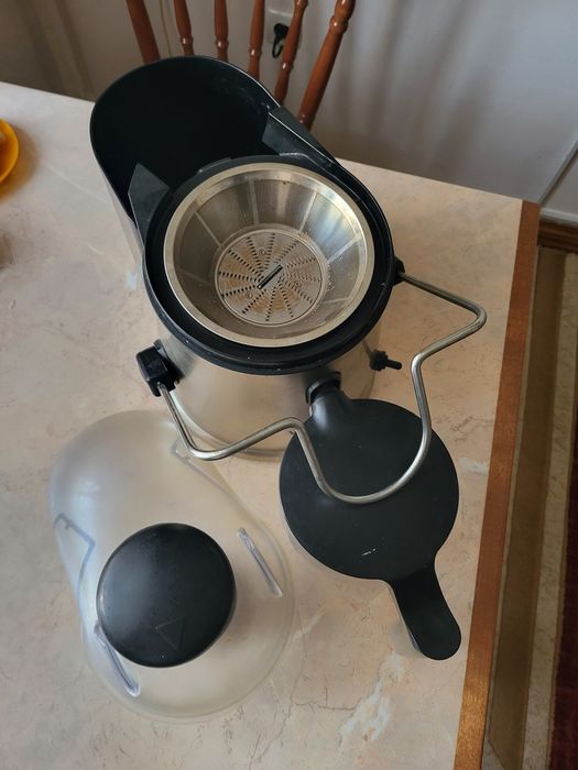 Соковыжималка Молинекс продам