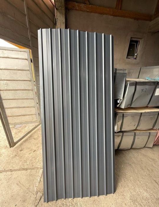 Tablă cutată colorată