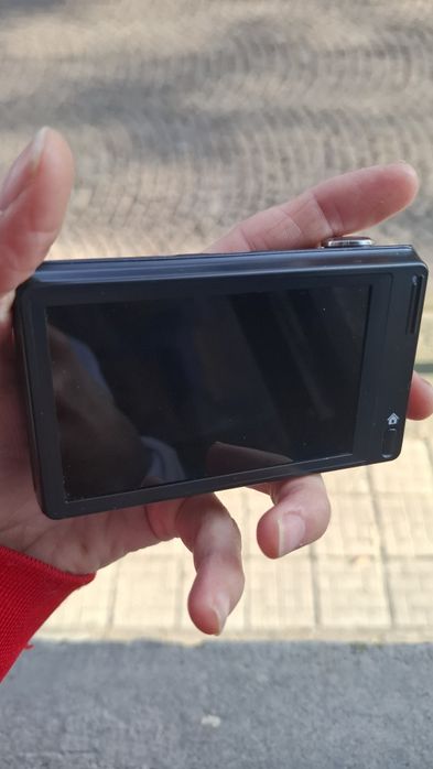 Компактен дигитален фотоапарат SAMSUNG WB210