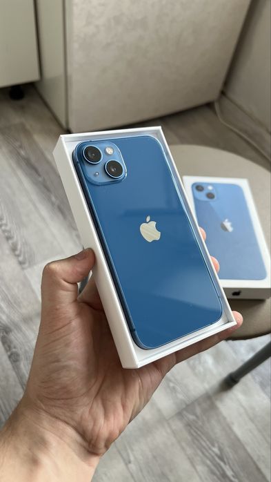 IPhone 13 128GB. Blue