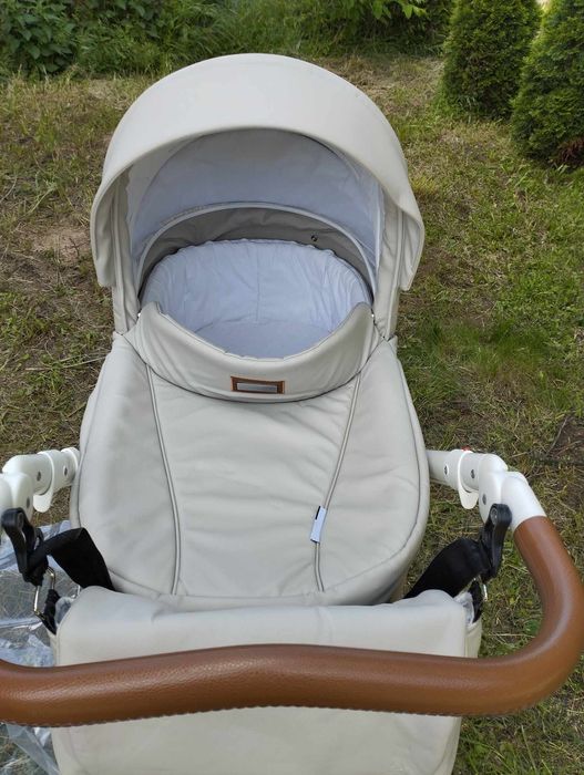 Бебешка количка  2 в 1 Roan bass soft