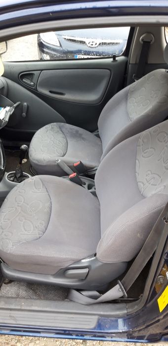 Toyota Yaris 1.0 VVTI 2002 г само на части