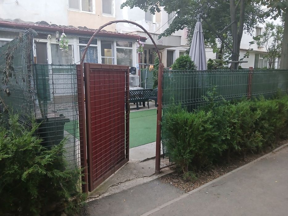 Vând apartament la cheie