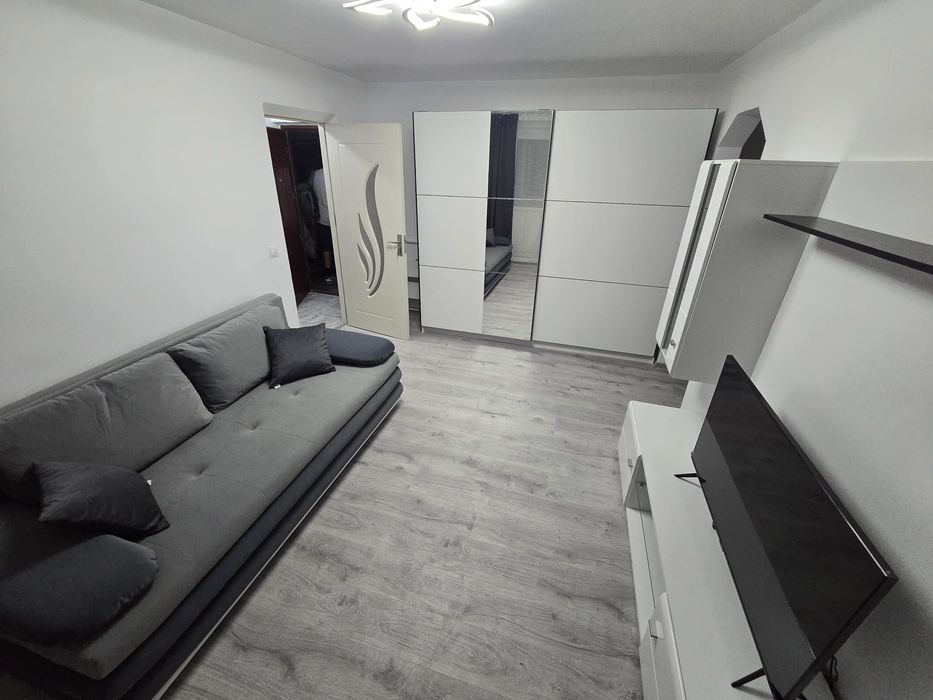 Caut colega Apartament Politehnica-Lujerului 3 camere