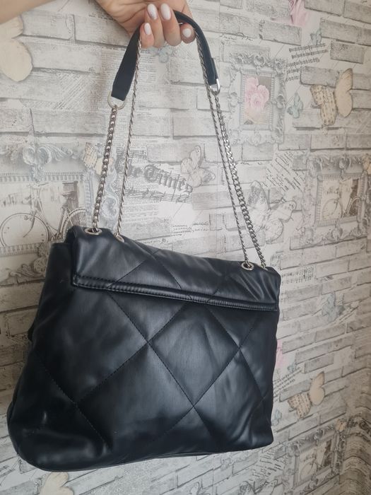 Дамска Чанта Reserved (нова)