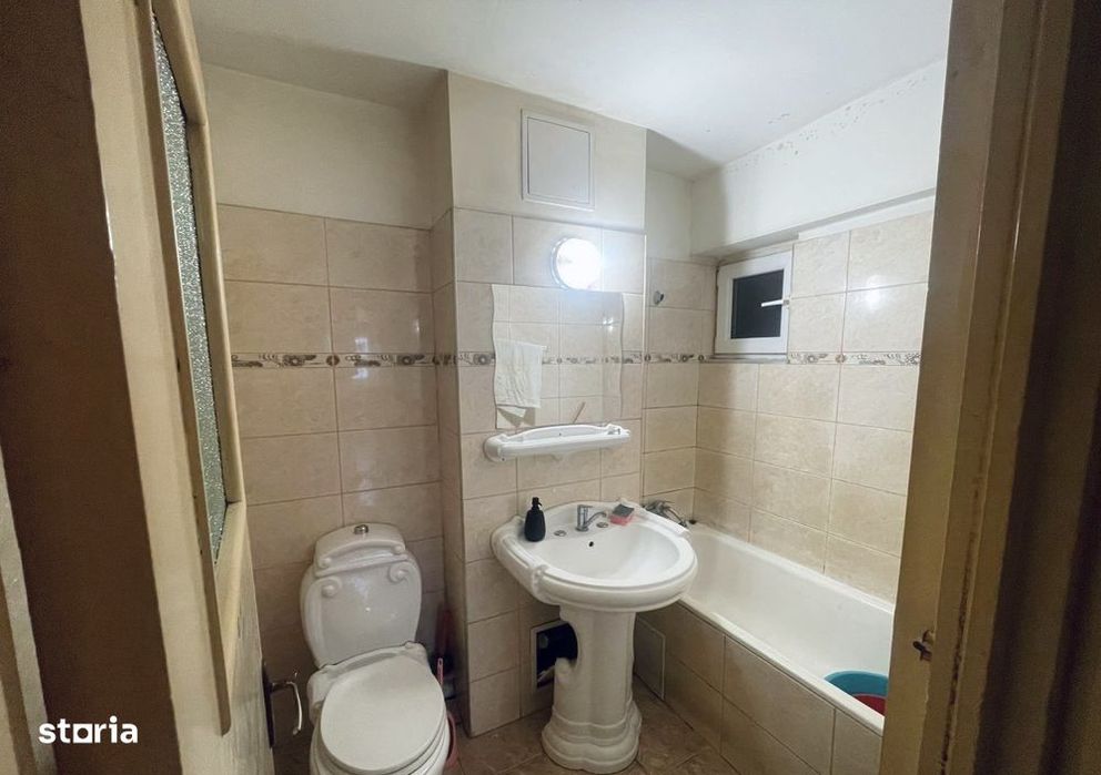 Apartament de 76 mp utili,2 bai,2 balcoane,,zona Piata Marasti