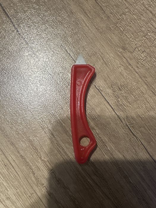 Мини ръчно изработено точило от нож на струг