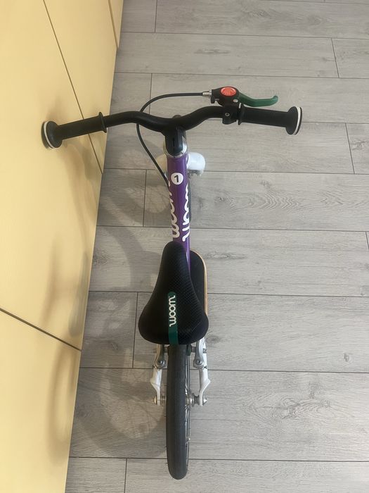 Bicicleta Woom 1 cu suport picioare