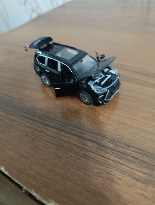 Лексус 570 игрушка