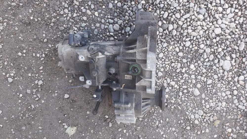 Cutie Viteze Vw Golf4,Bora 1.6 din 2001