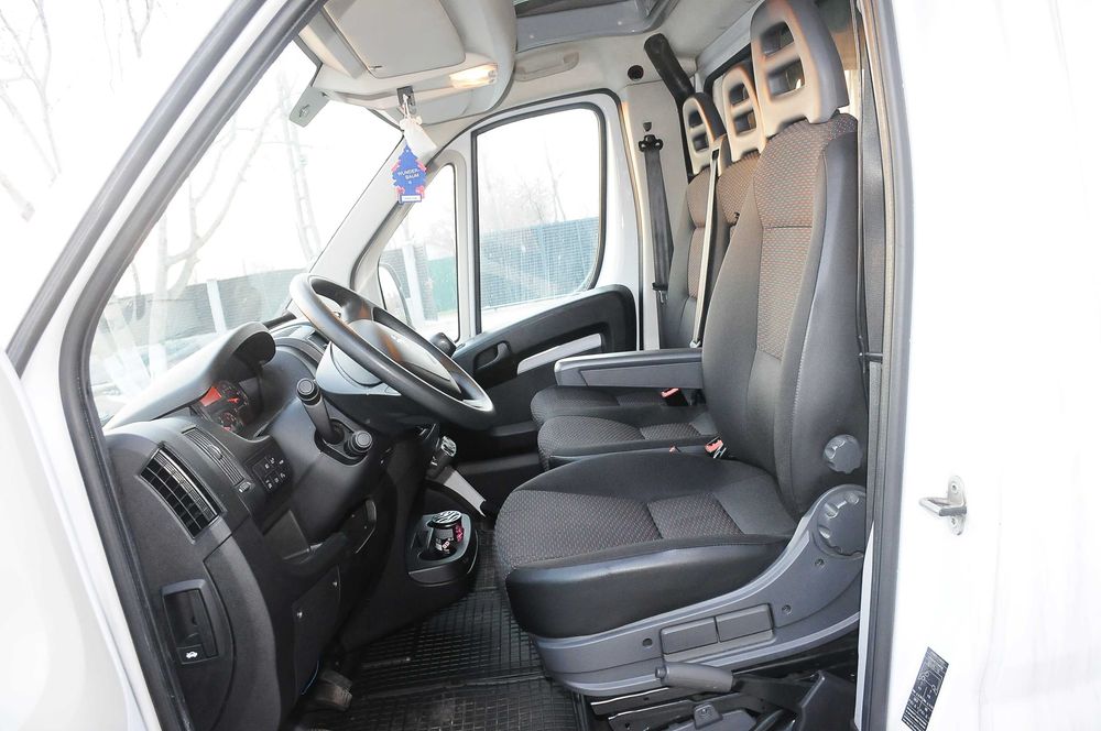 PEUGEOT Boxer 2021 2.2HDi 140 CP E6 6 trepte CabinaDormitor Webasto AC
