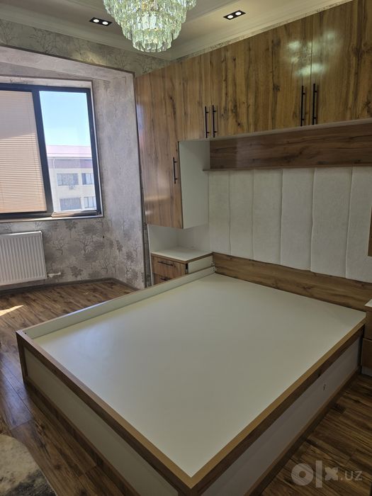 Navoiy shahar 22-maktab yonida joylashgan kvartira ijaraga beriladi