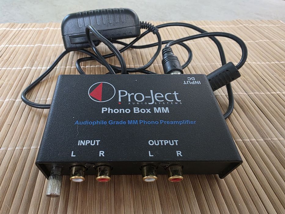 Vând preamplificator Phono MM PRO-JECT Phono Box MM