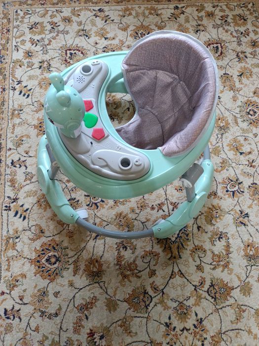 Продам ходунок детский