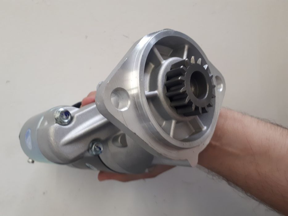 Electromotor nou mini excavator Komatsu PC10 PC15 PC20 PC35 PC40 PC50