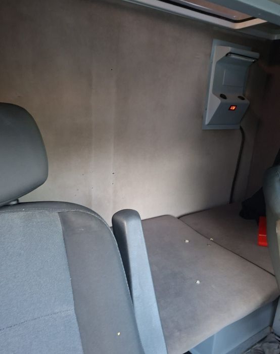 Renault Master  8 Europaleti Două dormitoare
